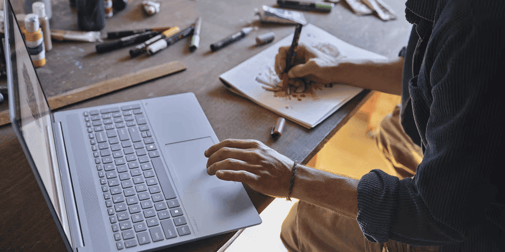 PCs com IA para estudantes: notebooks AI em 2026