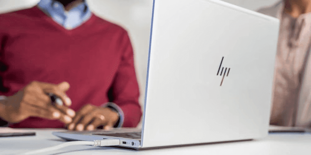 É ruim deixar o notebook sempre na tomada?